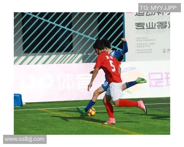 杭州足球队在精英赛中的拼搏历程与荣耀时刻全景回顾