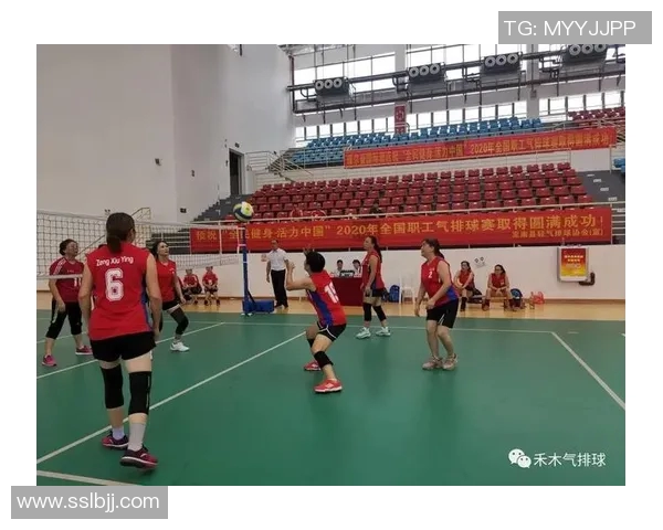 重庆排球队的速度变革引发热议全新战术与训练模式的探索与实践 重庆排球队的速度变革引发热议全新战术与训练模式的探索与实践