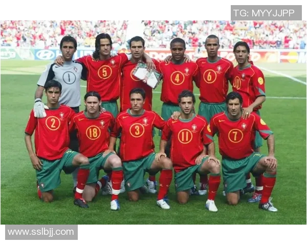 足球巨星跨界挑战穿上篮球球衣展现全新风采与魅力 足球巨星跨界挑战穿上篮球球衣展现全新风采与魅力