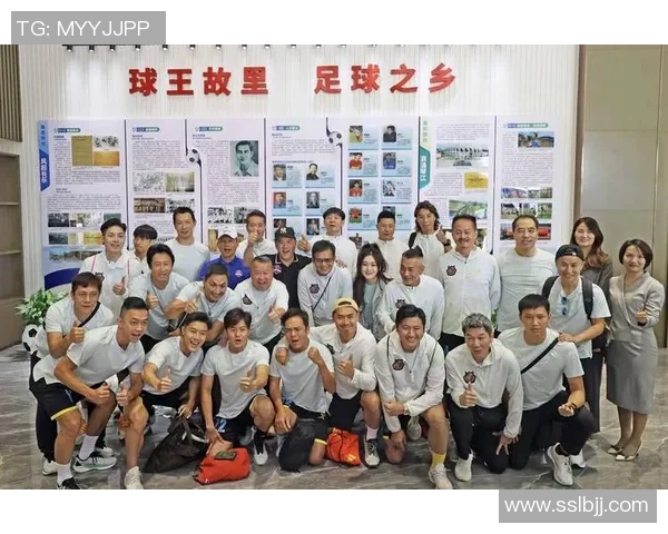 香港足球明星队的角色分配与战术安排分析 香港足球明星队的角色分配与战术安排分析